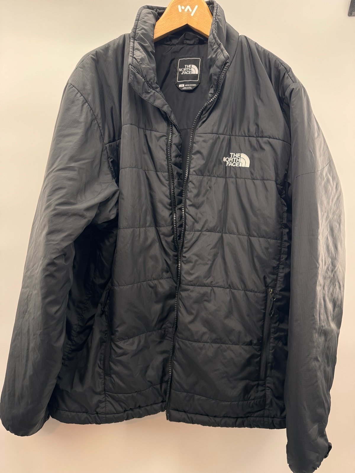 The North Face Men’s Puff Jacket Coat Zip Large *READ