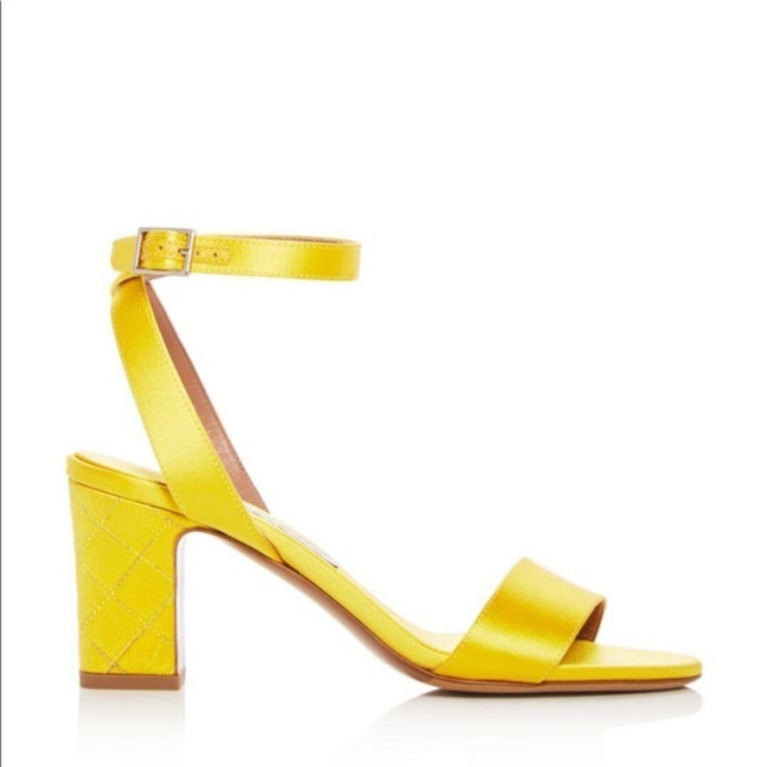 NIB ✨Tabitha Simmons✨ yellow satin quilted heels 38
