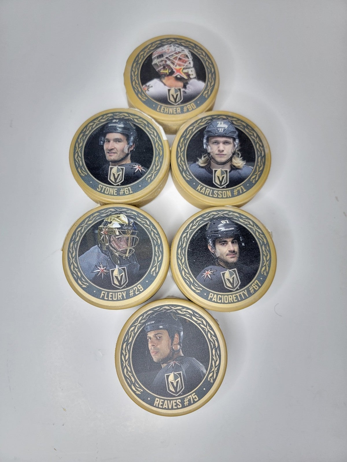 NHL VEGAS GOLDEN KNIGHTS Bundle 6 Pucks STANLEY CUP GOLD MarkStone Karlson