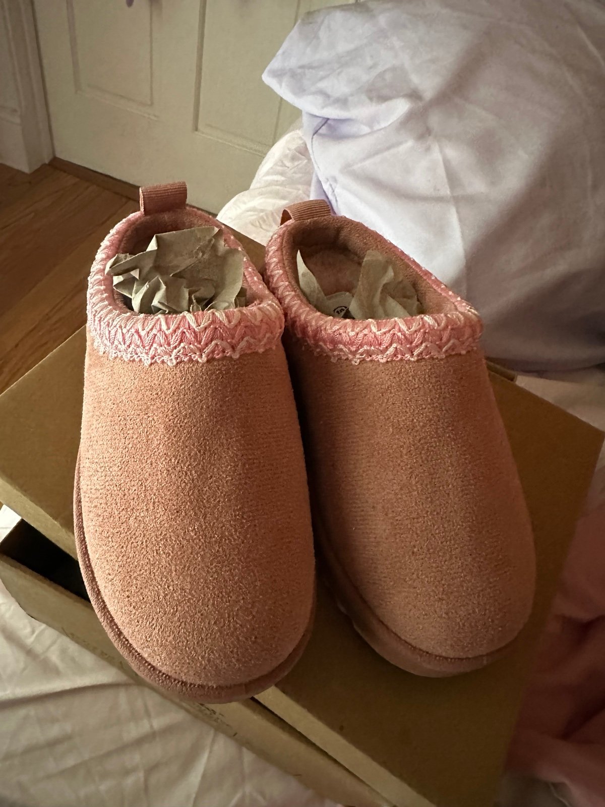 Toddler size 10c. Pink ugg look alikes. Brand new in the box still.