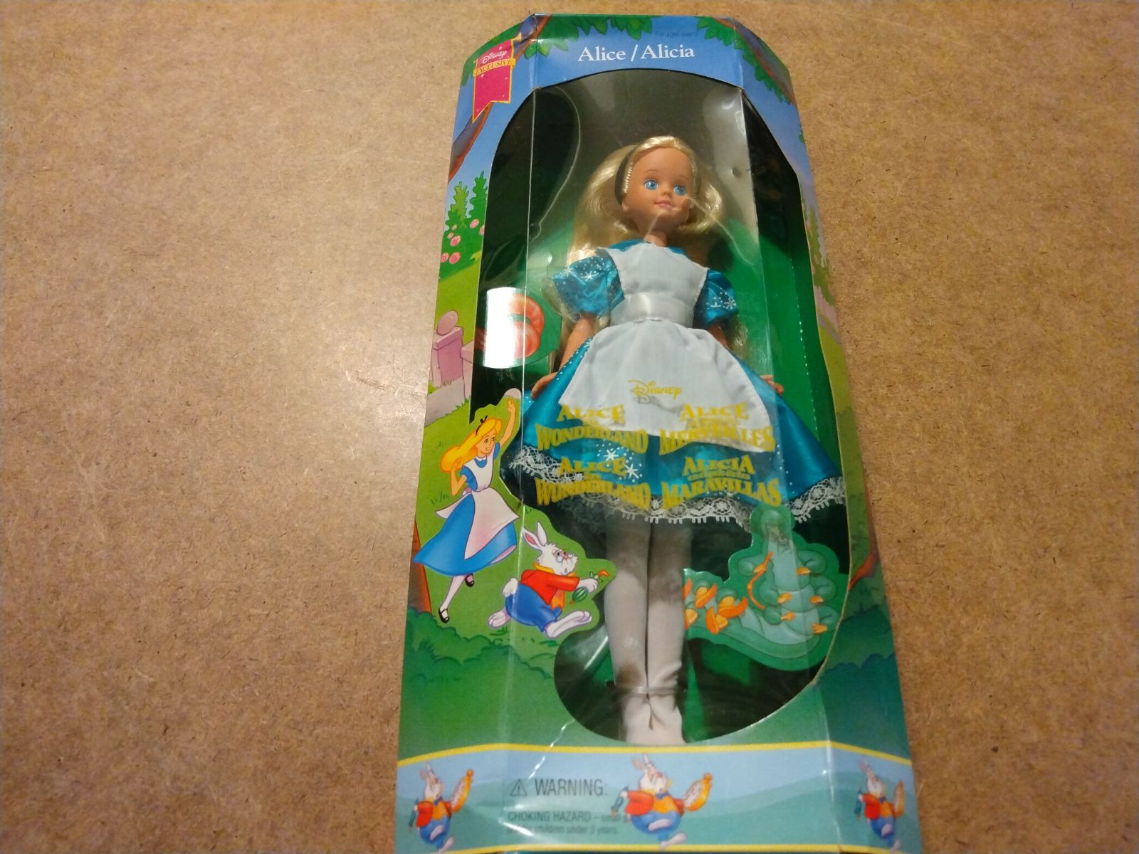 Alice in Wonderland Walt Disney Doll New