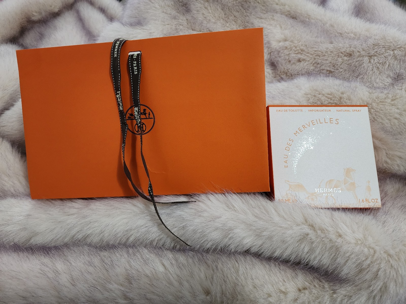 HERMES. EMPTY Large Box With 1 Empty Perfume Box 1.6fl Oz + Ribbon 9.5 × 6 Rare
