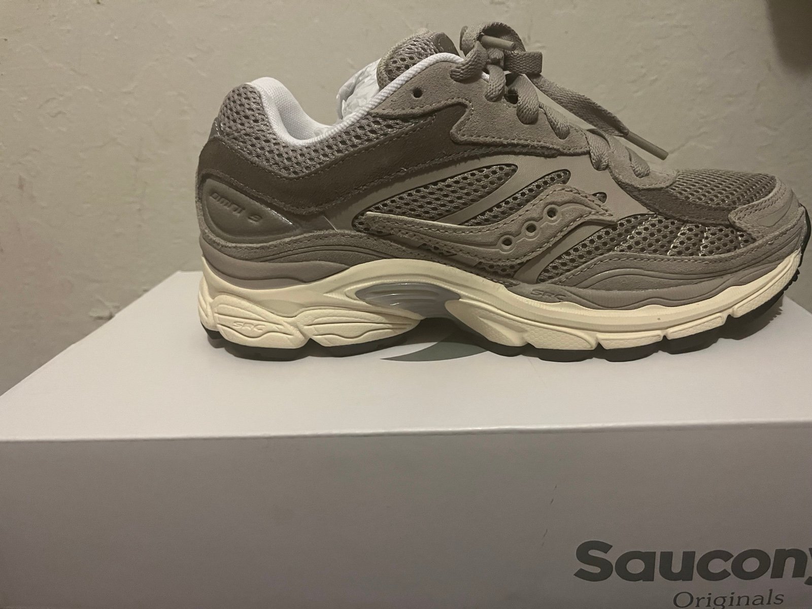Saucony sneaker