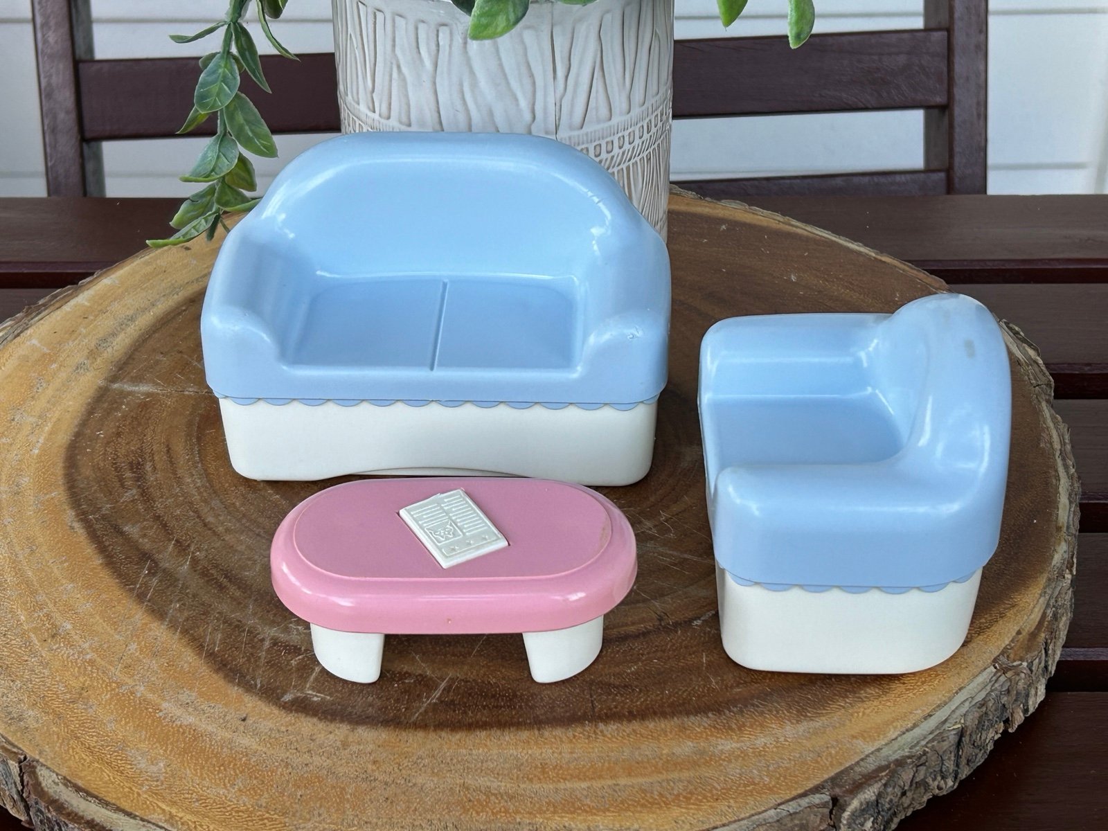 Little Tikes vintage doll house living room suite suit