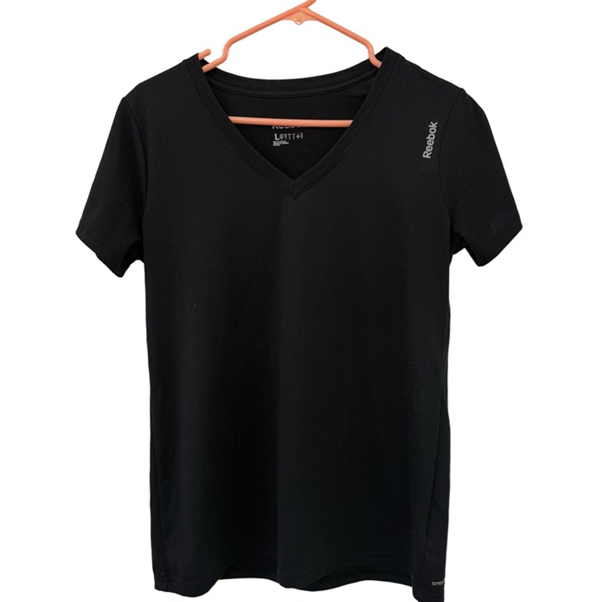 Reebok TShirt Womens Large Black Athletic VNeck ShortSleeve Speedwick Logo