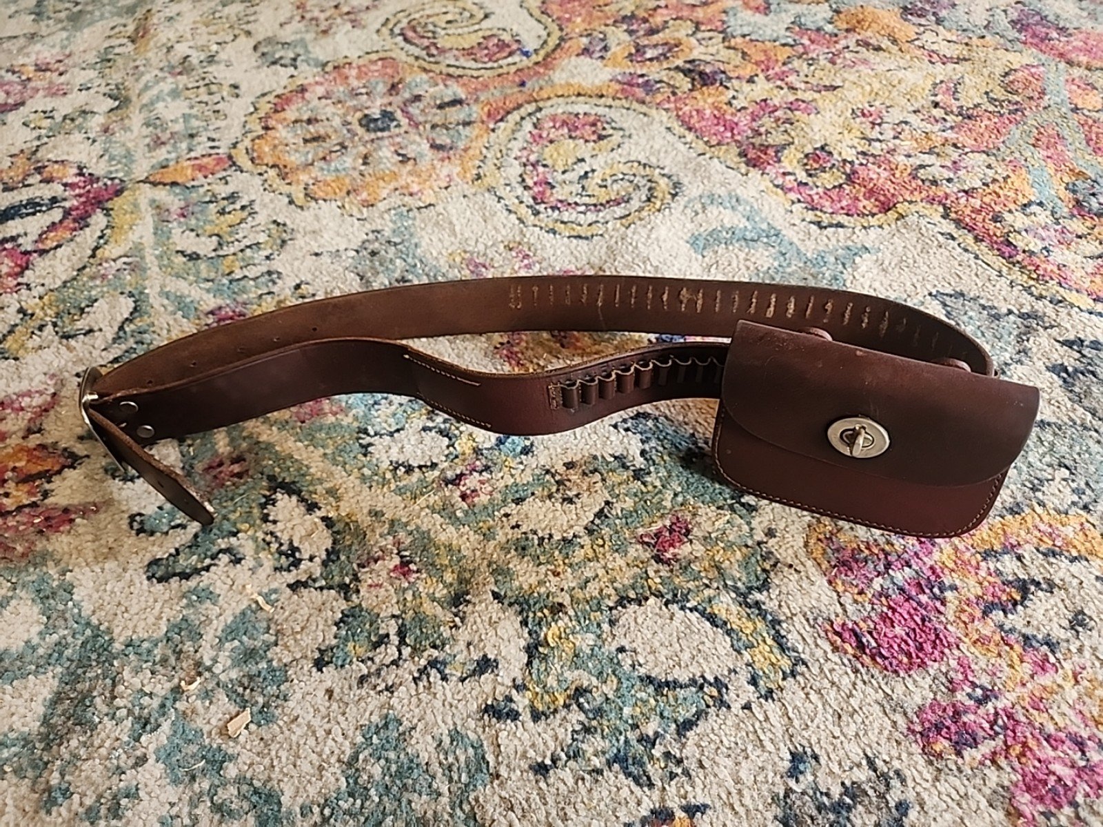BUCHEIMERS AMmUNITION BELT VINTAGE EXCELLENT CONDITON HUNTING BULLETS ,SHOOTING