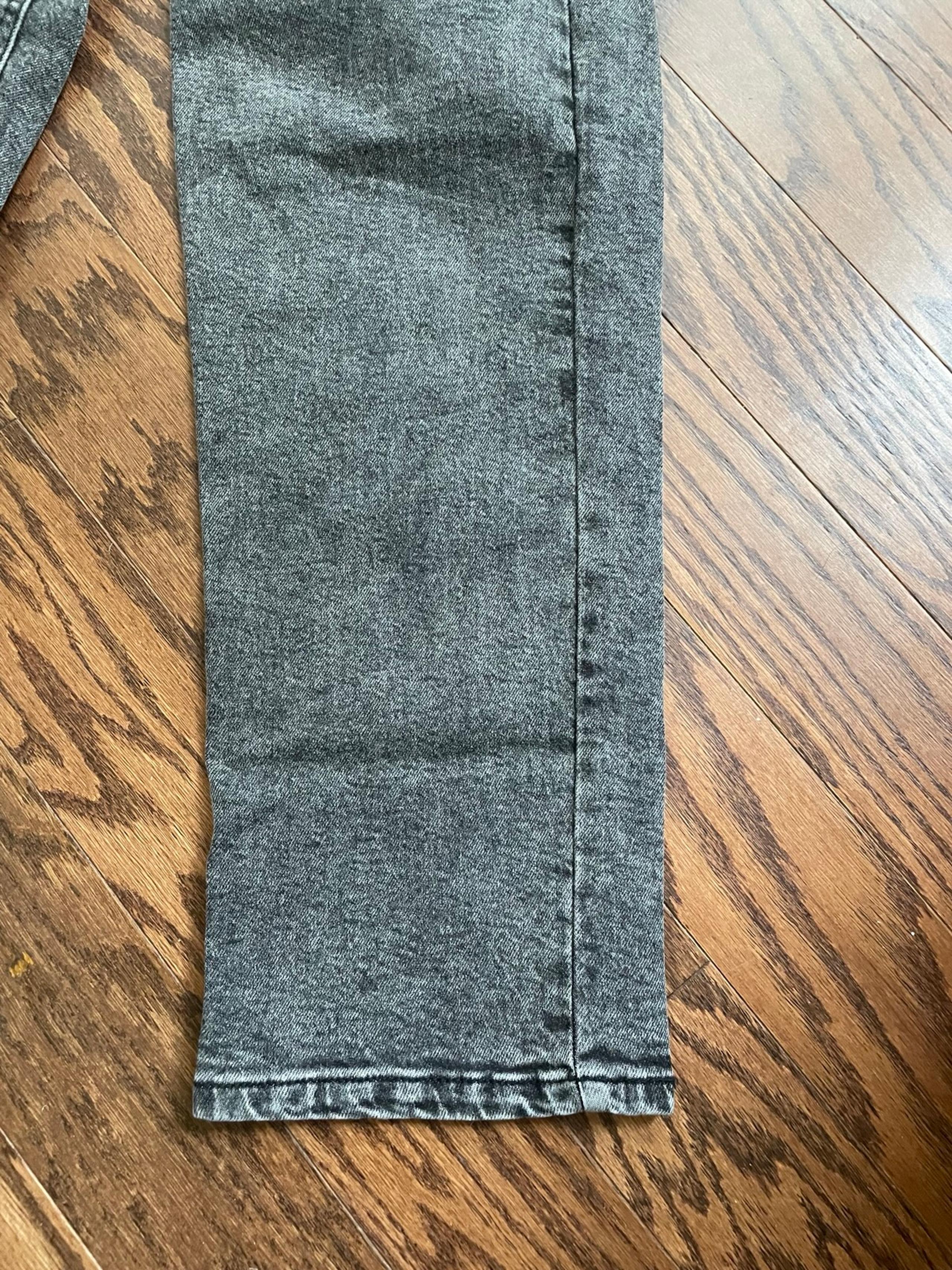 Wild Fable Super High Rise Straight Black Faded Jeans Women’s Size 2