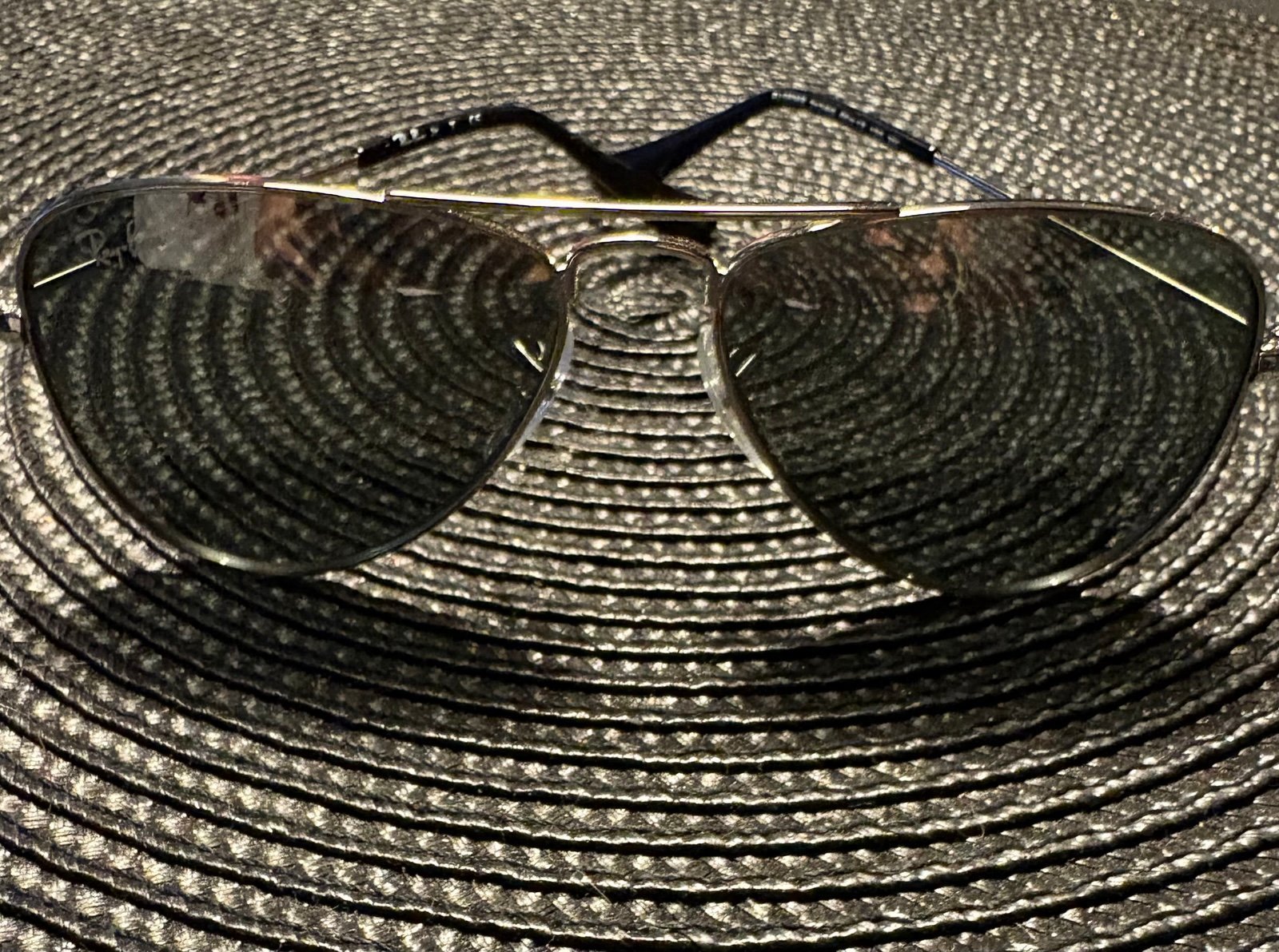 Like new Ray-ban jr. Kids aviator sunglasses.