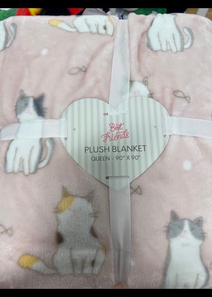 Milo and Friends Cat Queen Plush Throw Blanket