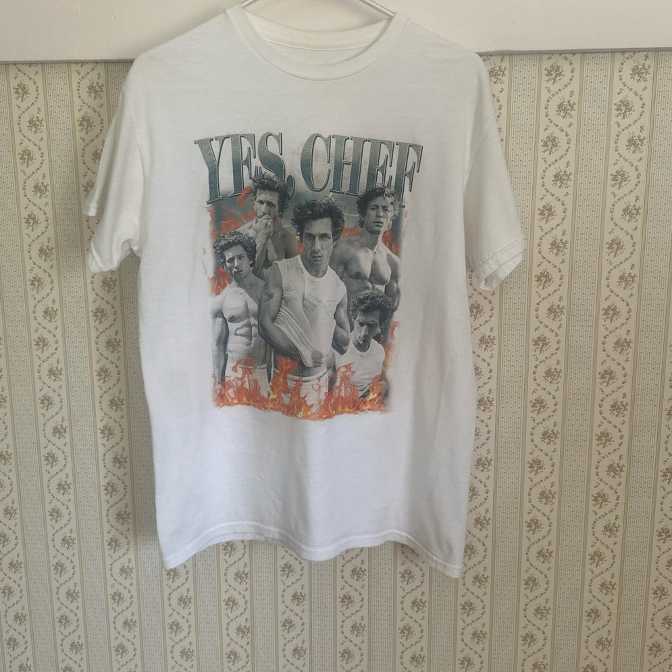 White Jeremey Allen White The Bear T shirt