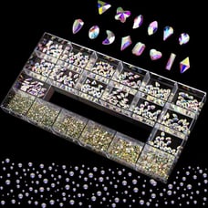 Nail rhinestones