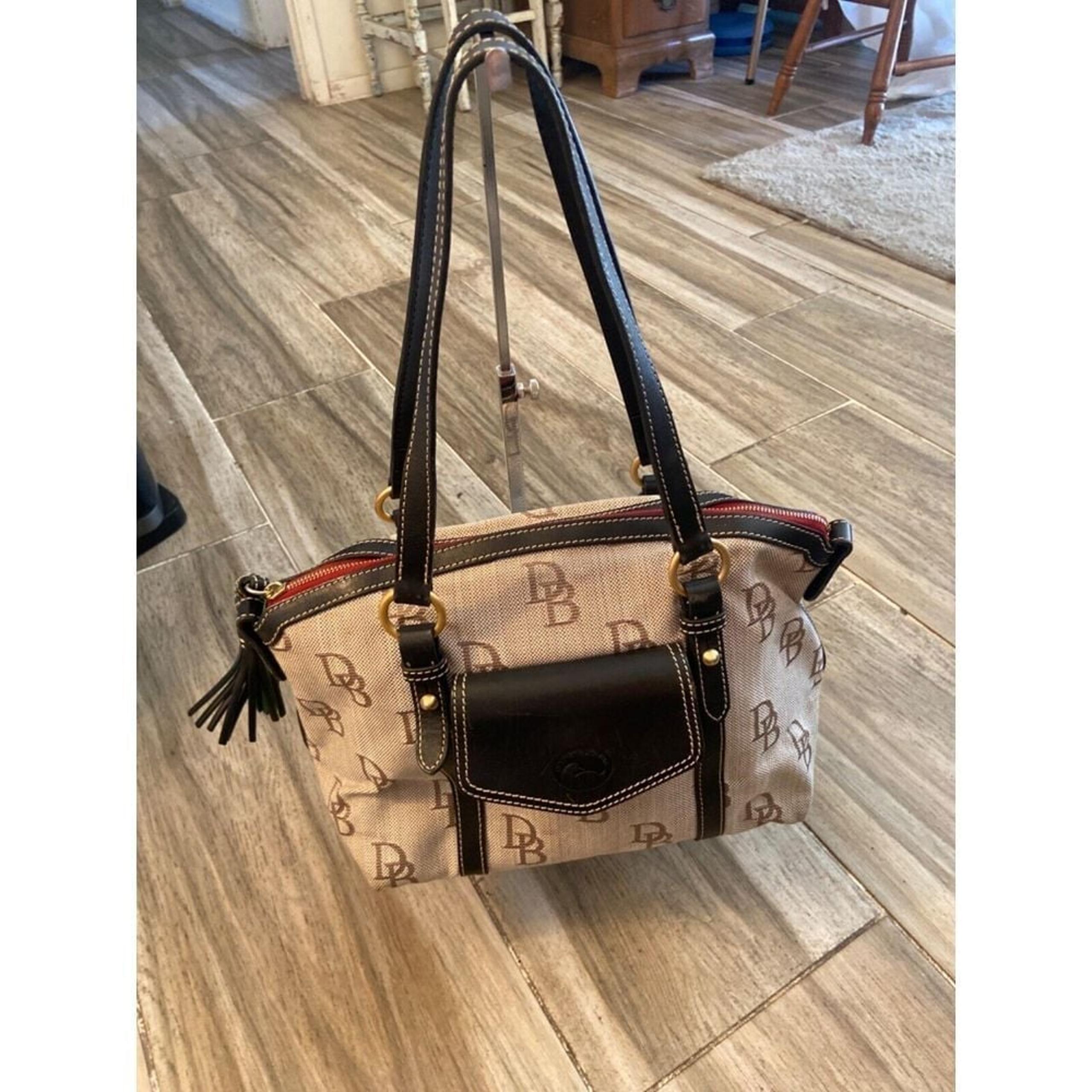 Dooney & Bourke Over Signature Fabric brown purse