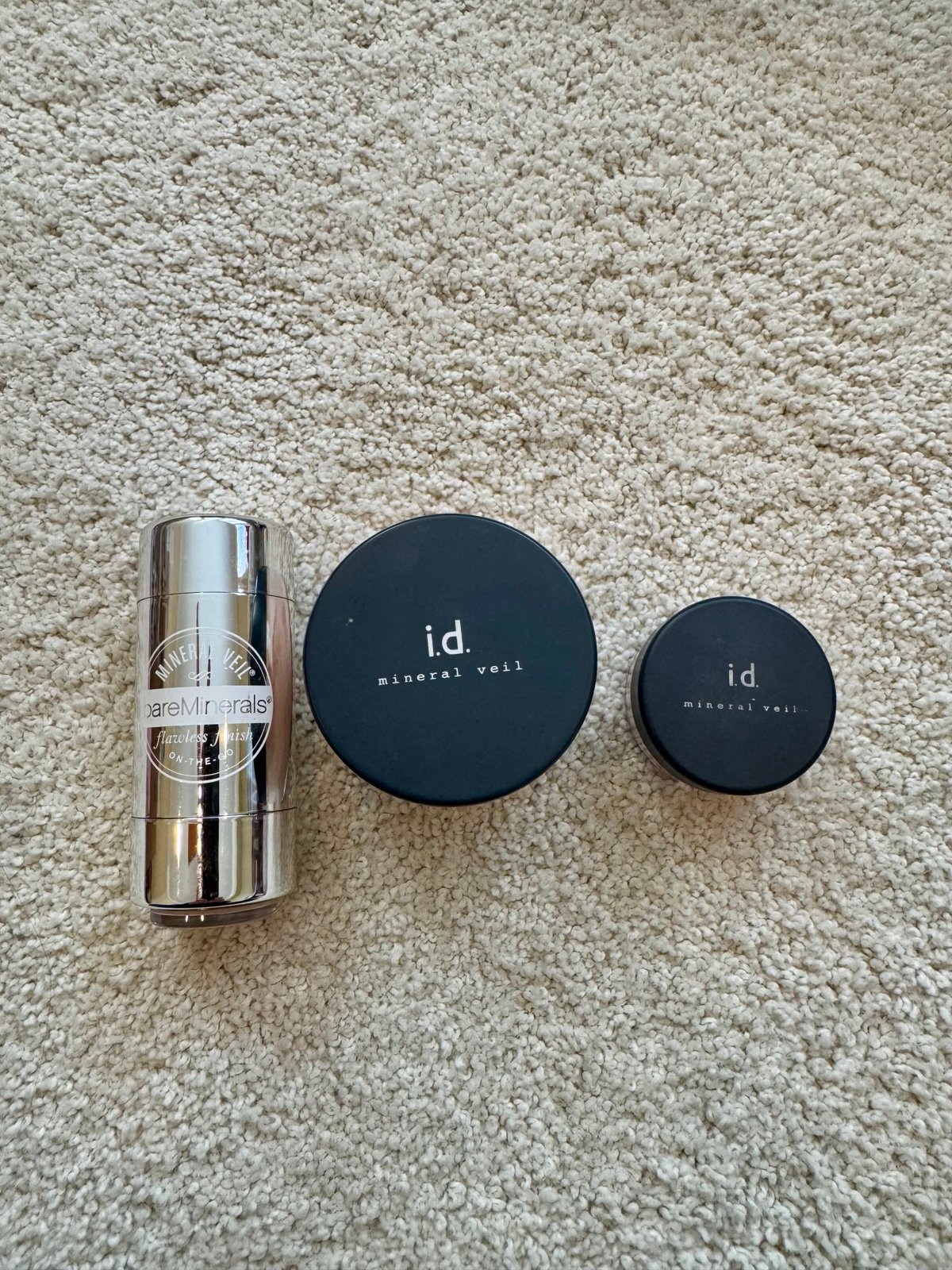 Bare Escentuals Bare Minerals Flawless Finish and i.d. Mineral Veil Loose Powder