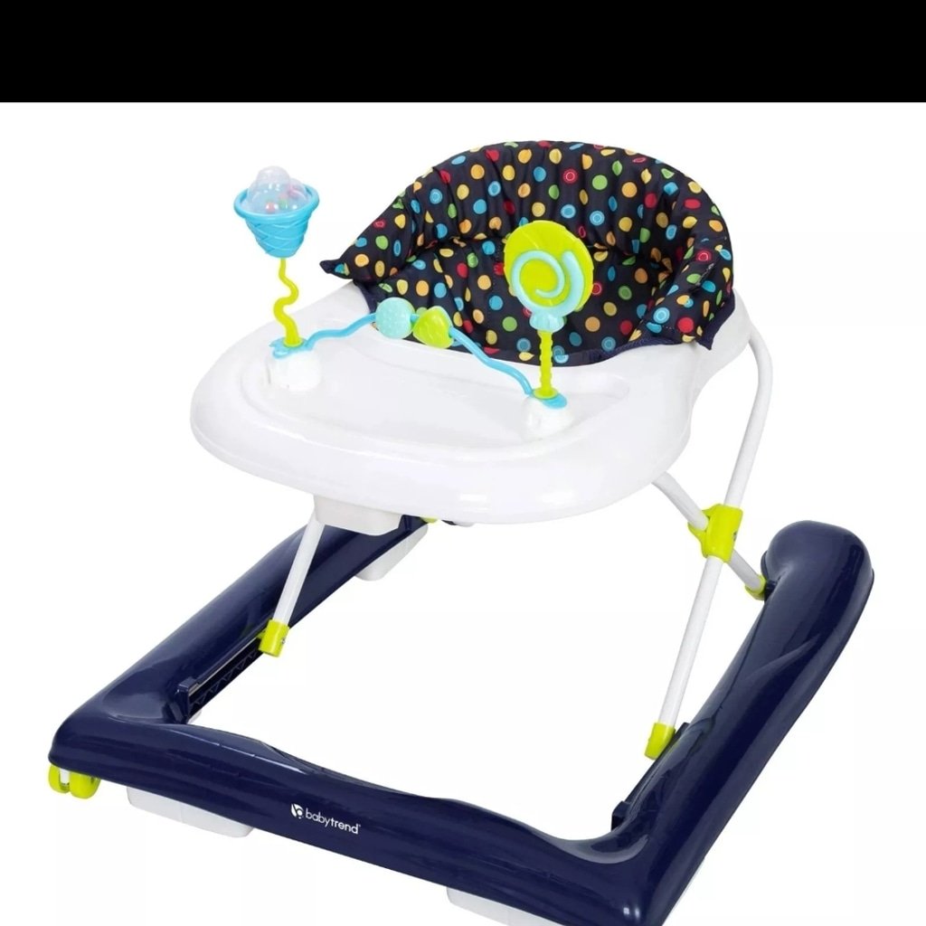 Baby trend activity walker