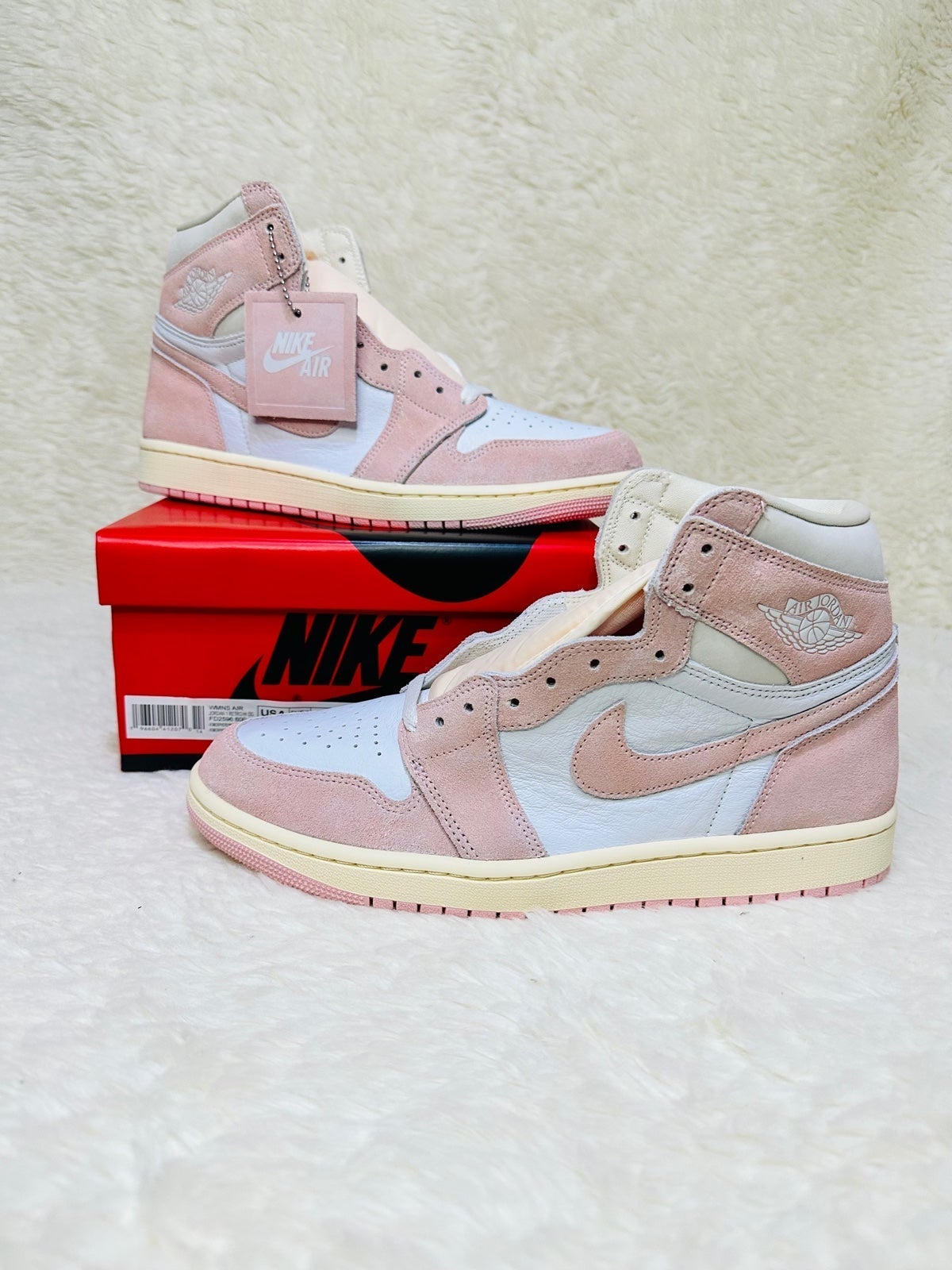 JORDAN RETRO 1 HIGH OG PINK