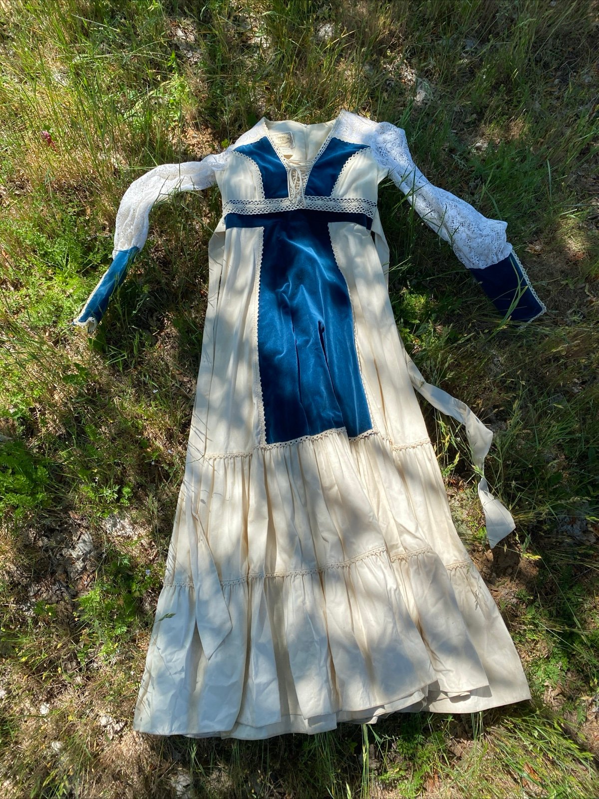 Vintage gunne sax dress prairie