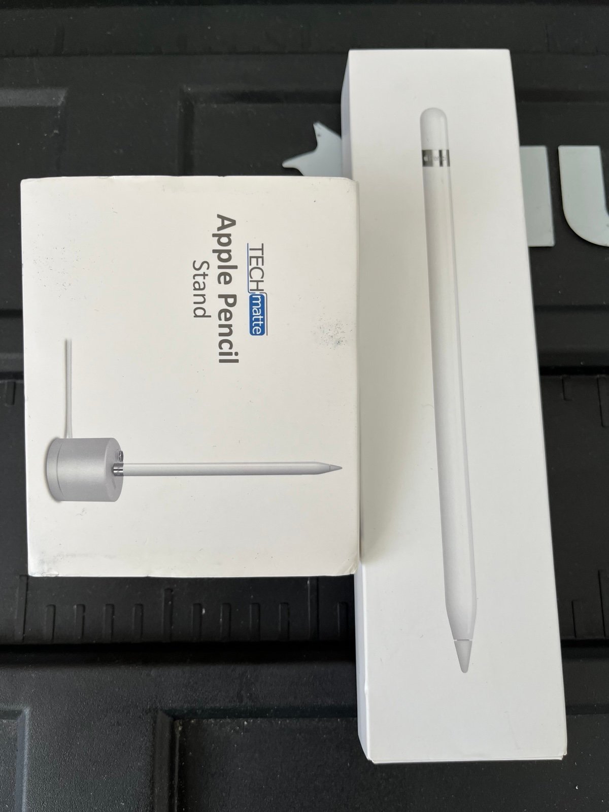 Apple Pencil & Apple Pencil Stand Both Unused