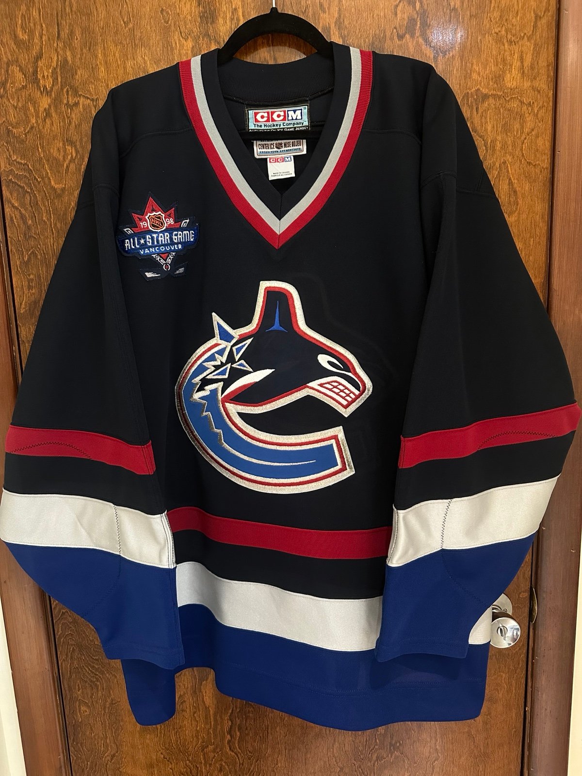 Vancouver Canucks CCM On Ice Away Jersey (54)