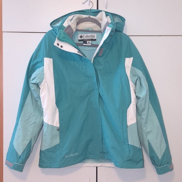 Columbia • Jacket ( size Large )