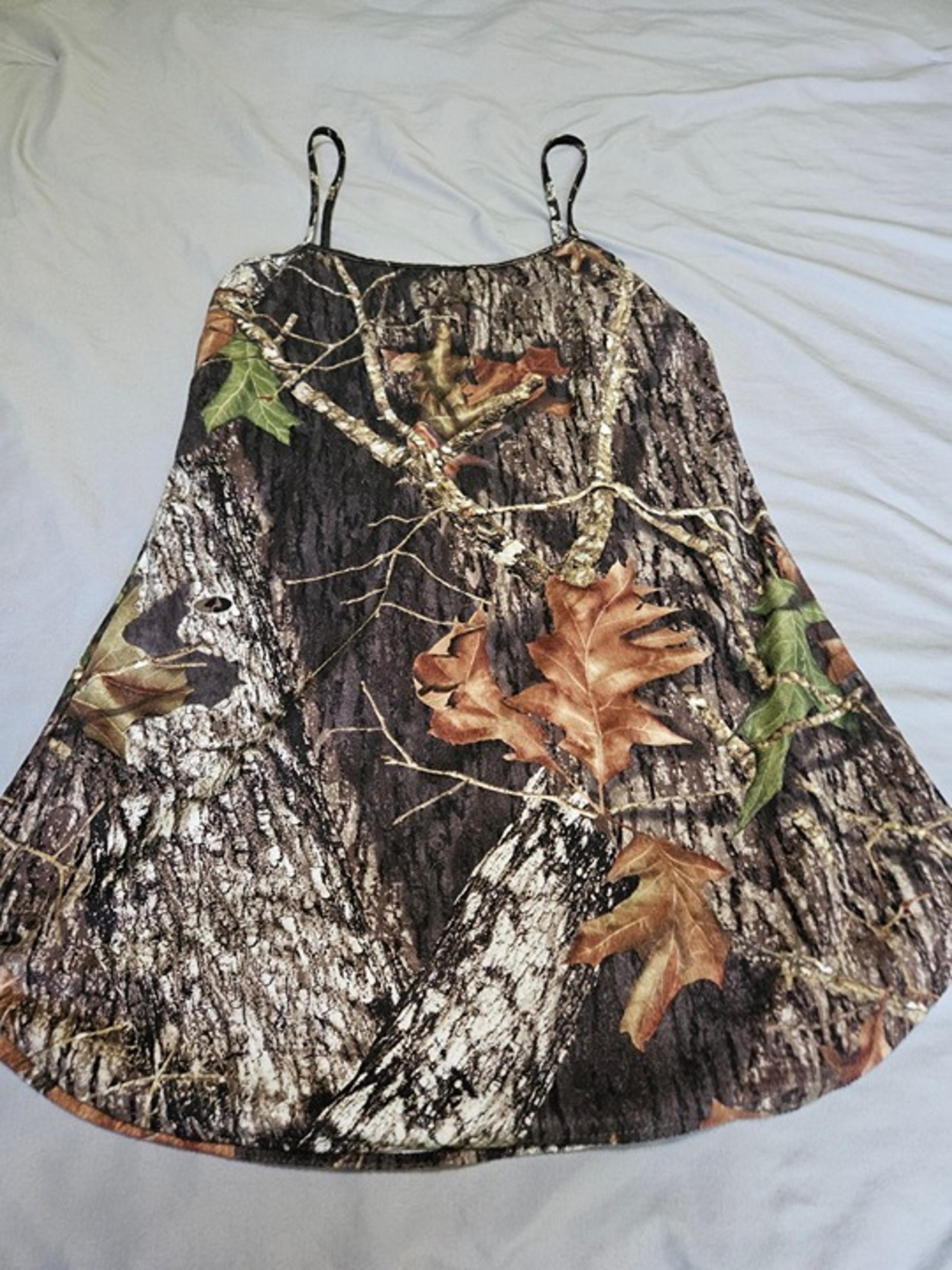 Hatchie camo nightgown size small