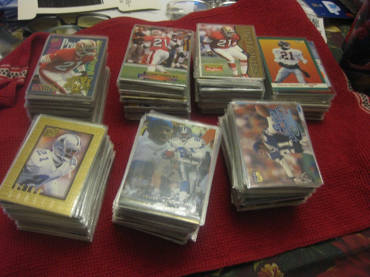 (675) Deion Sanders NFL cards lot MINT wide receiver punt returner gradable