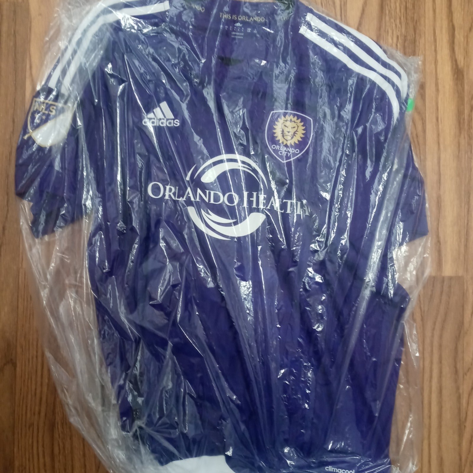 Adidas Orlando City replica MLS soccer jersey size large