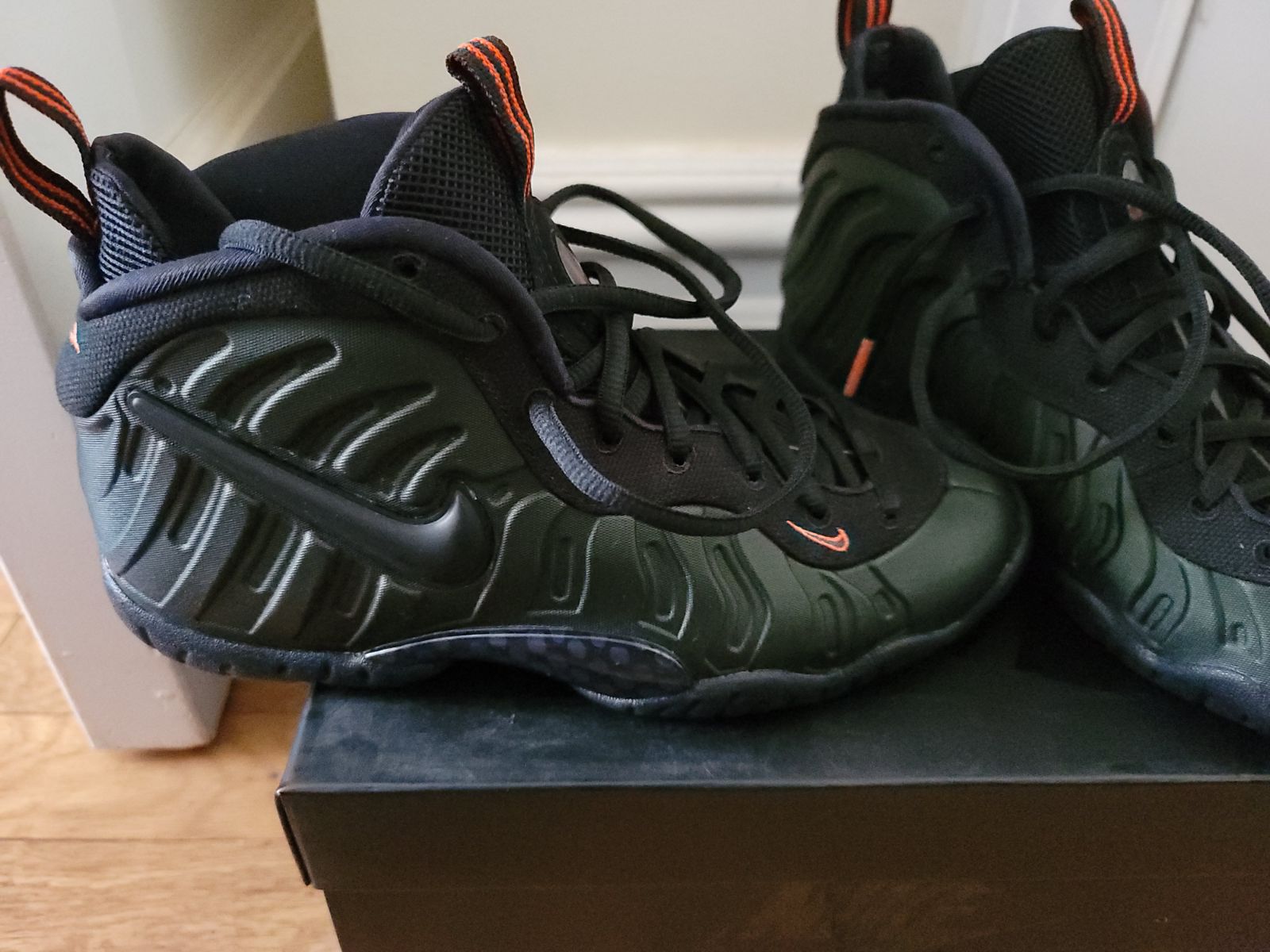 Nike little posite one