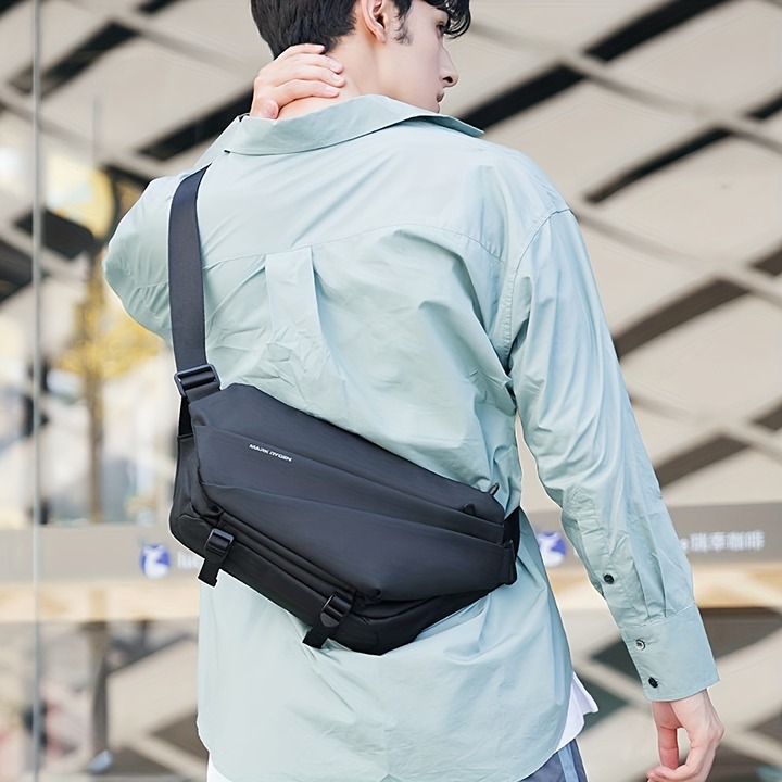 Shoulder Bag Men's Sports Large Capacity Crossbody Bag, Motorcycle Chest Bag