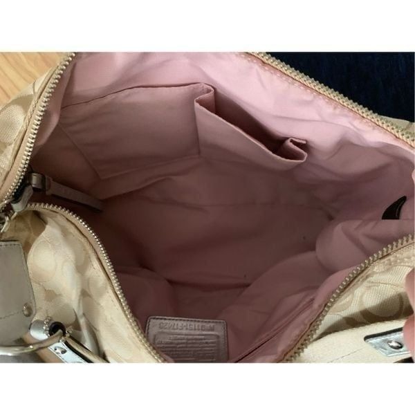 Coach Signature 