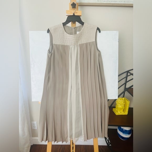 Longchamp 100%silk dress size 38 nwot or label