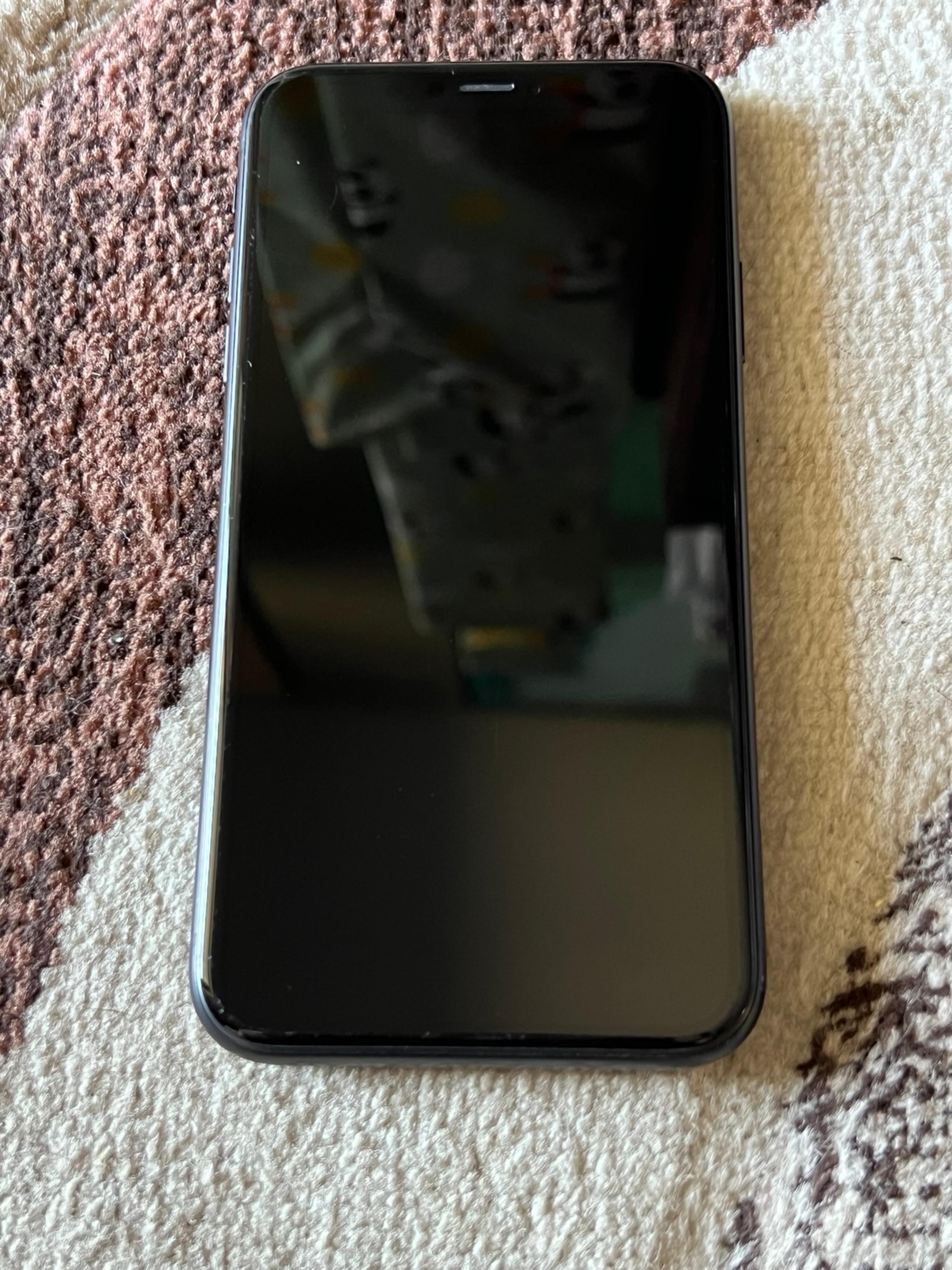 iPhone XR 64Gb At&T - Apple