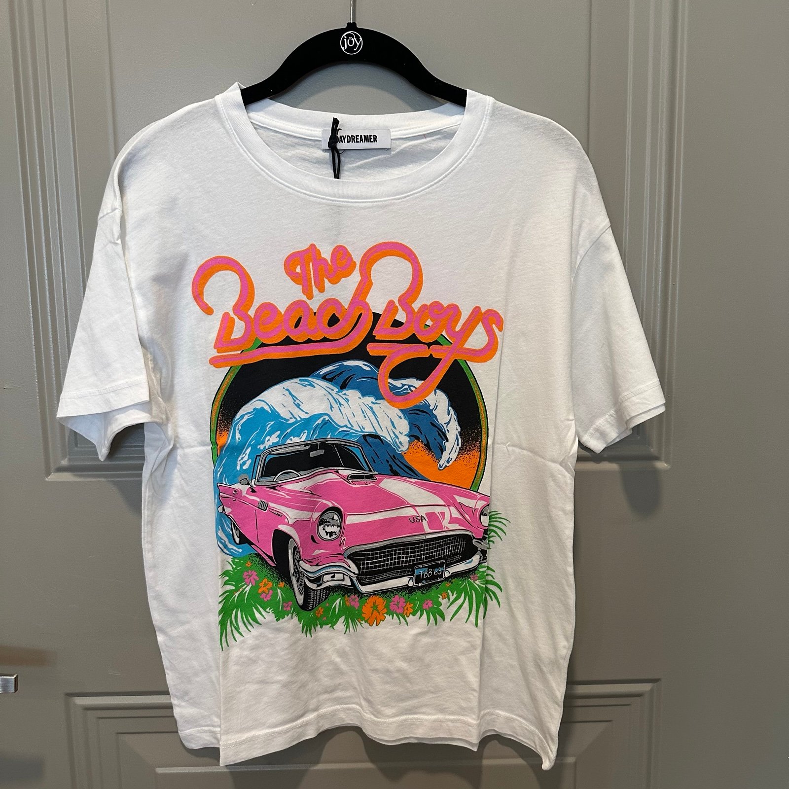 NWT Daydreamer Women’s T Shirt The Beach Boys Size Extra Small XS Band Tee White