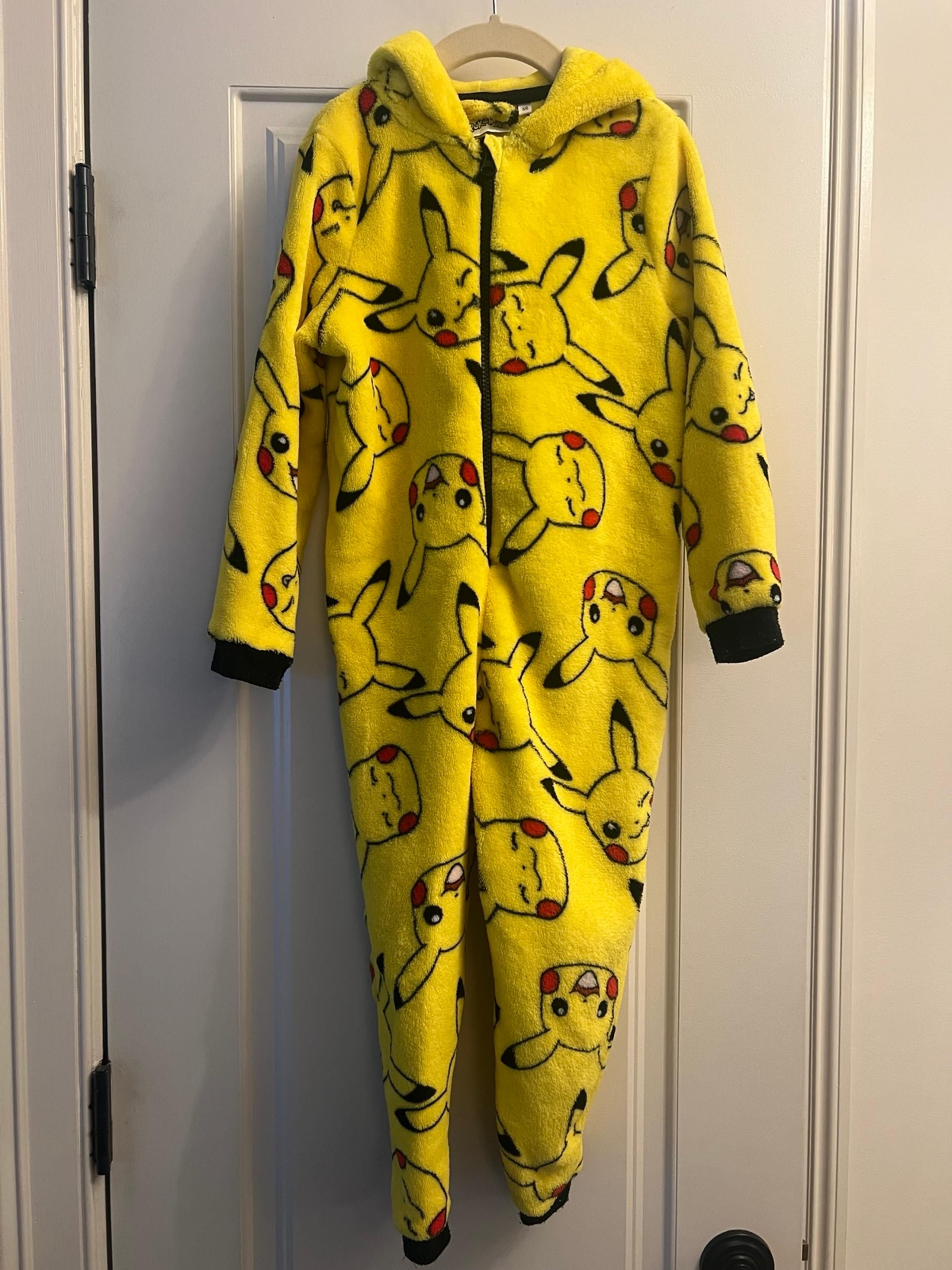 Pokemon Hooded Fleece Onesie Pajama Loungewear Pikachu Size 5-6