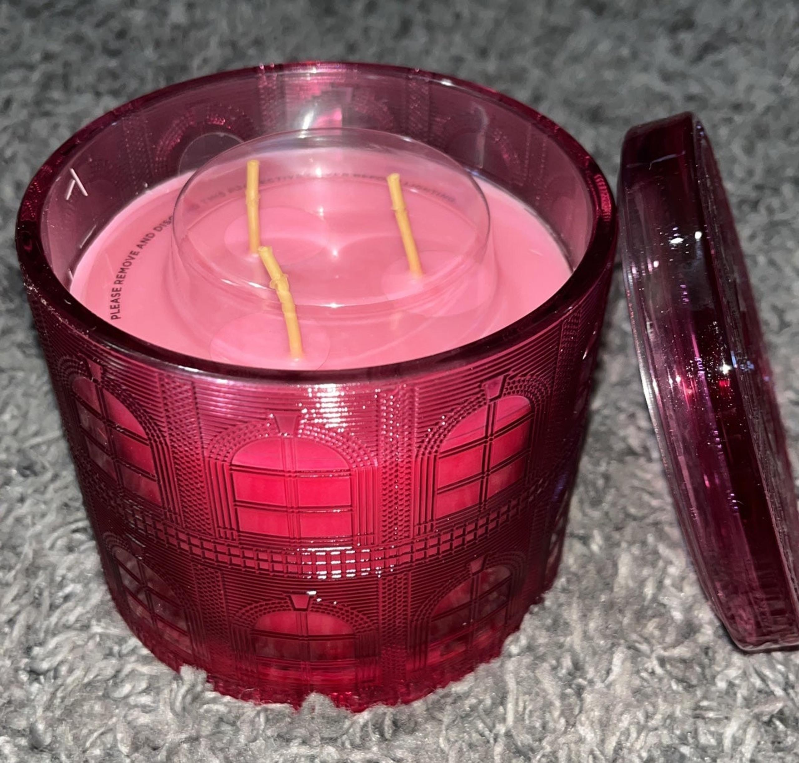 Homeworx Specialty Candle