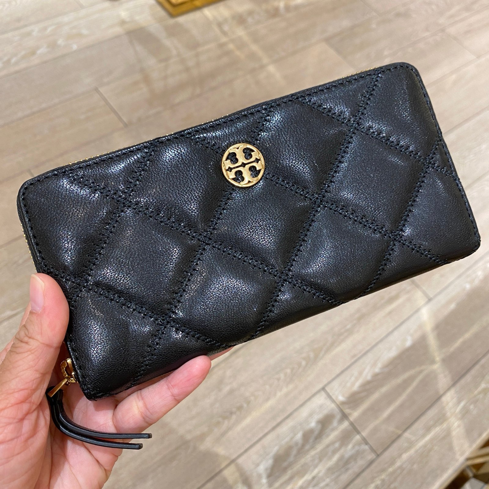 Tory Burch Willa Diamond Quilted Black Leather Continental Wallet 159228 $280