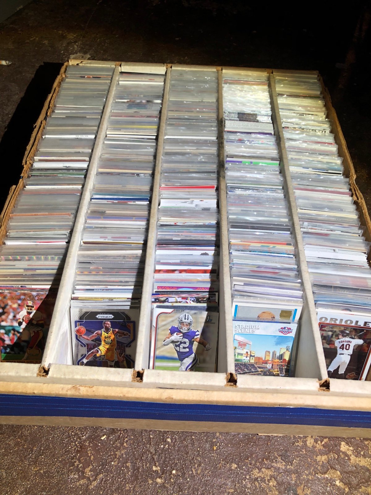 5 row sports card box