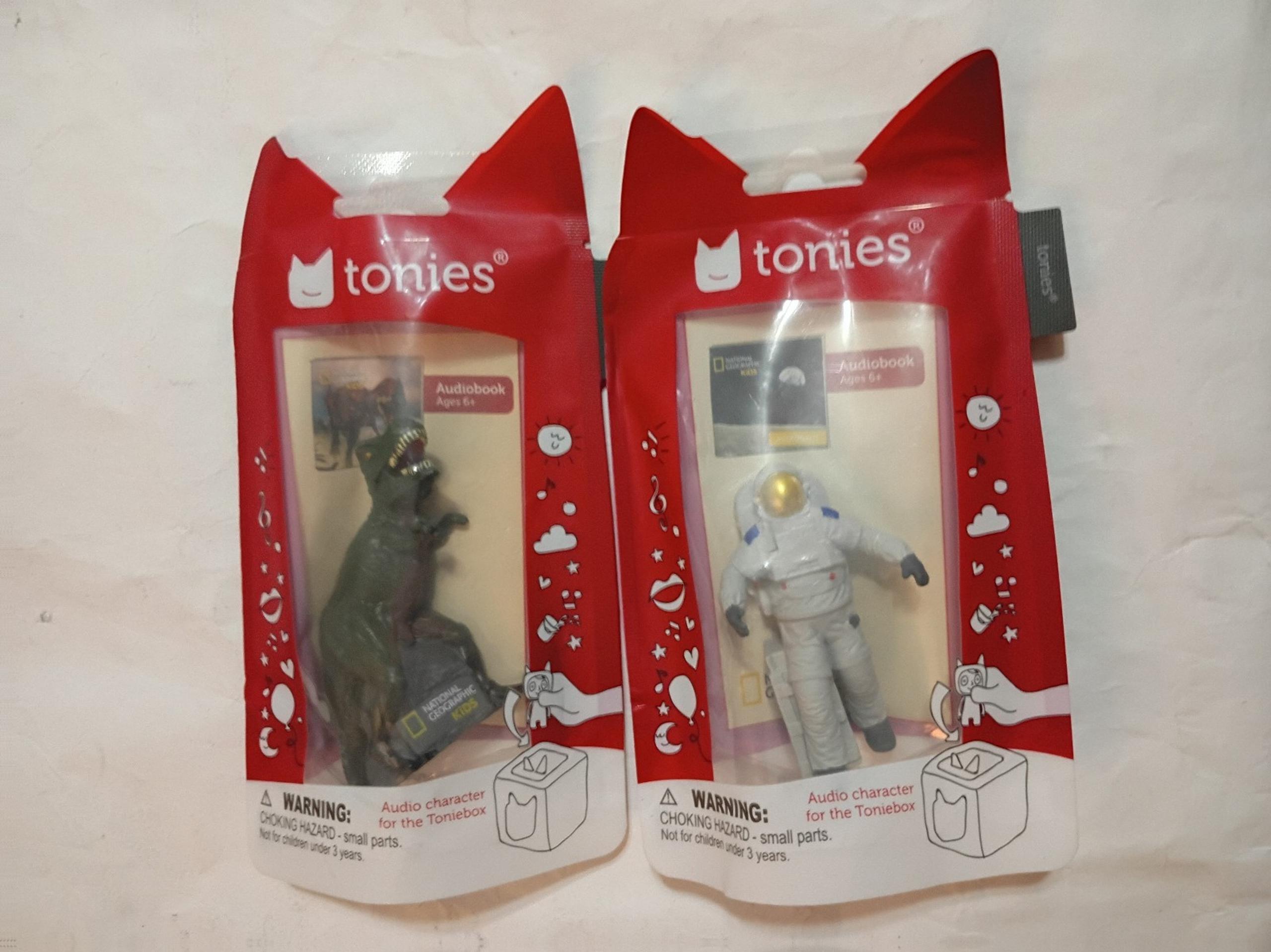 National Geographic Tonies Characters 2-Pack Tonies Bundle Astronaut + Dinosaurs