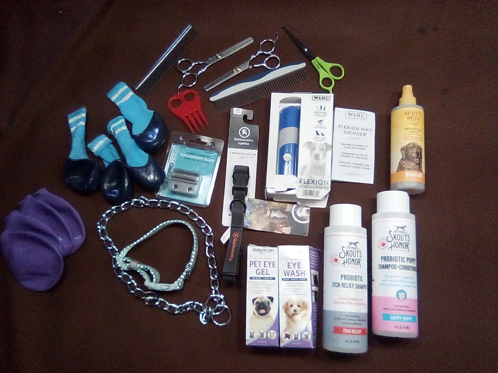 Miscellaneous pet care/ grooming maintenance supplies