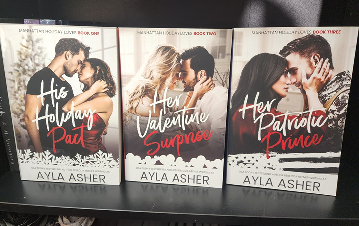 Manhattan Holiday Loves Romance Trilogy - Ayla Asher