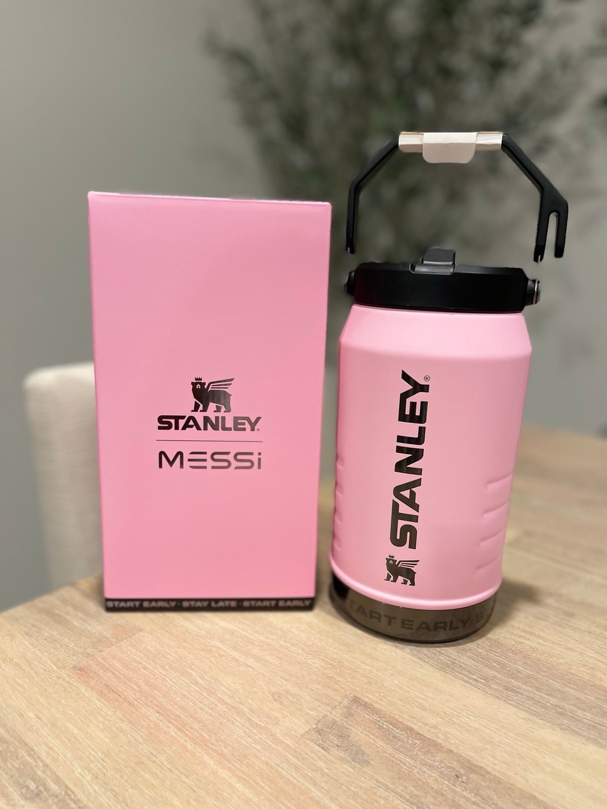 THE MESSI X STANLEY ICE FLOW FLIP STRAW JUG 64 OZ LIMITED EDITION