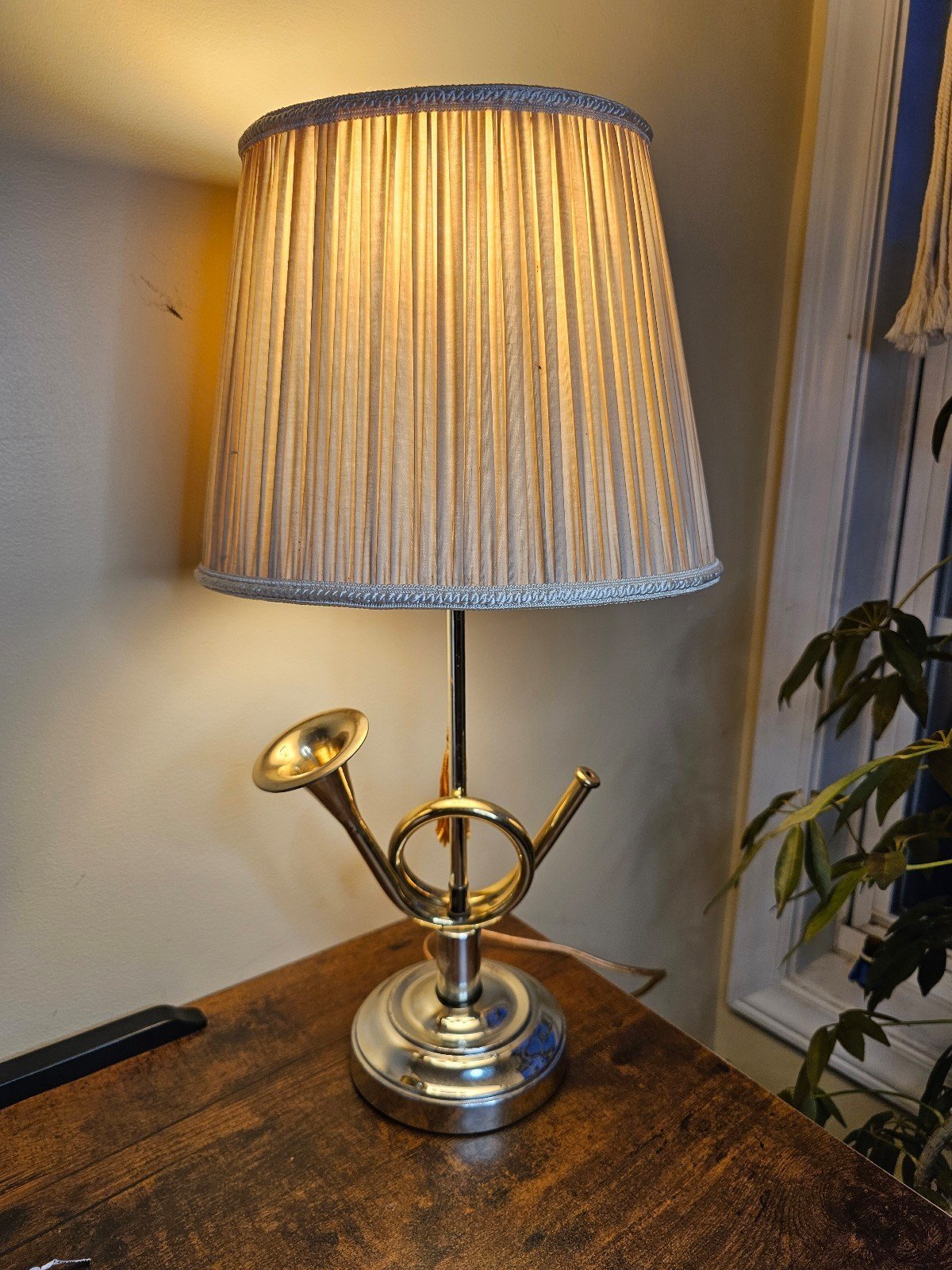 Vintage Brass Single French Hunt Bugle Horn Table Lamp With Shade UL Light Htf