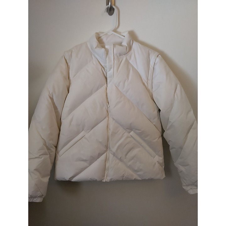 Women's JCREW White Short Down Puffer Jacket. Size MED Removable Sleeves