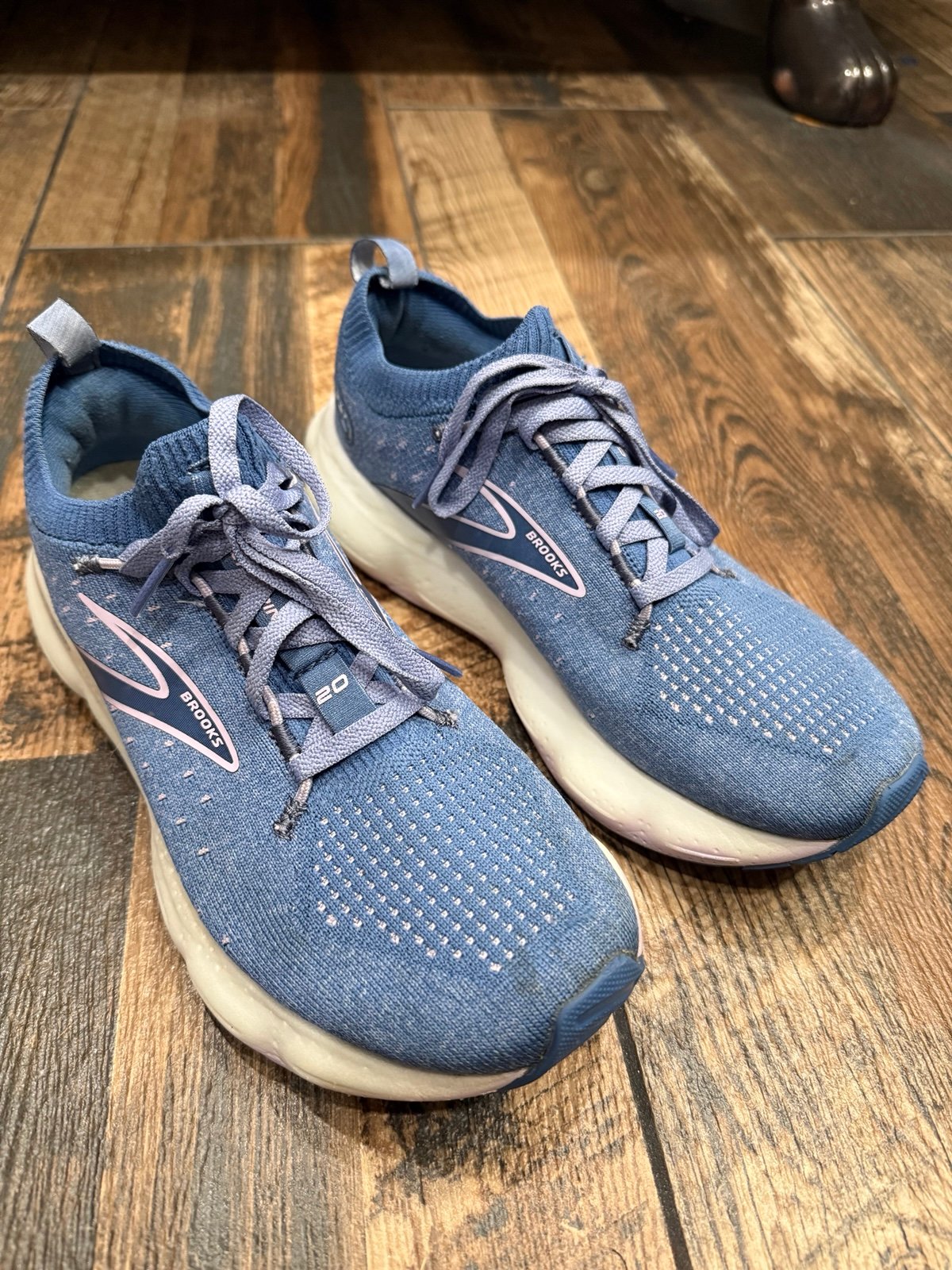 Brooks Tennis Shoes