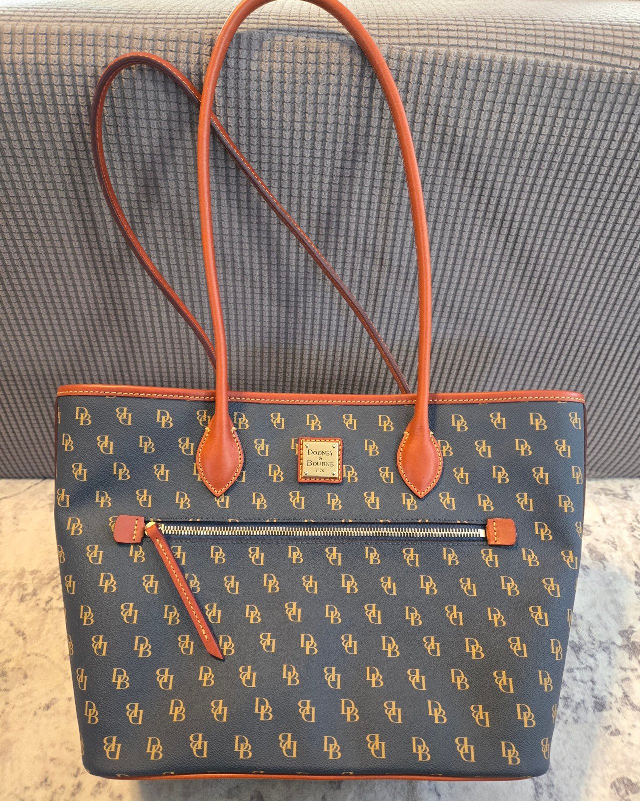 NEW Dooney & Bourke Gretta Tote