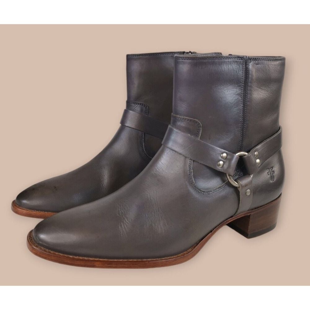 Frye dara harness short gray leather zipper western ankle boots size 8.5 B