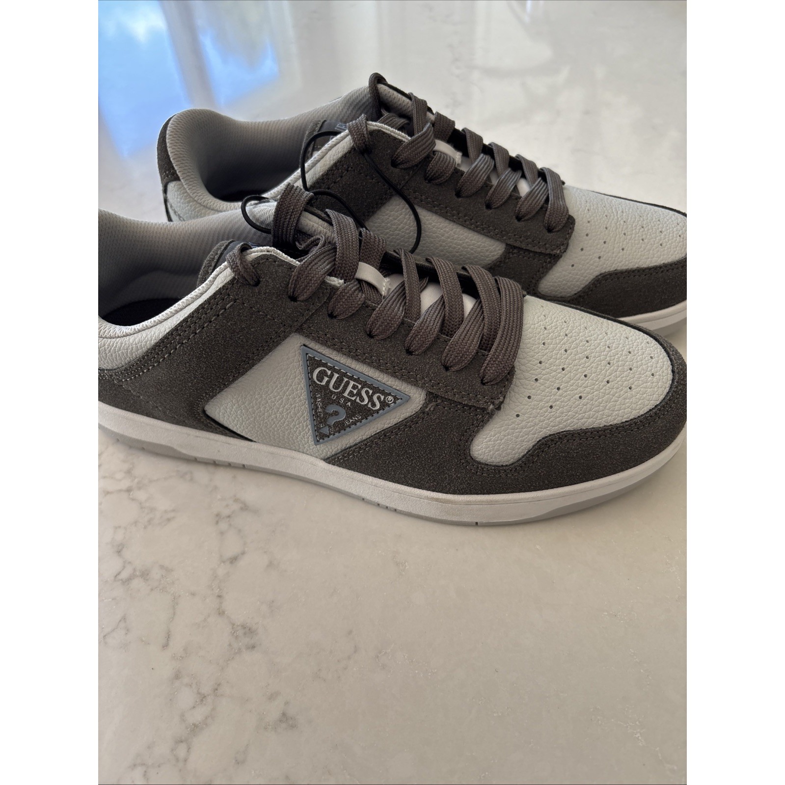 Men's Fashion Sneakers Guess Tiogo Sneaker Skate Logo Street Shoe 9.5 Gray