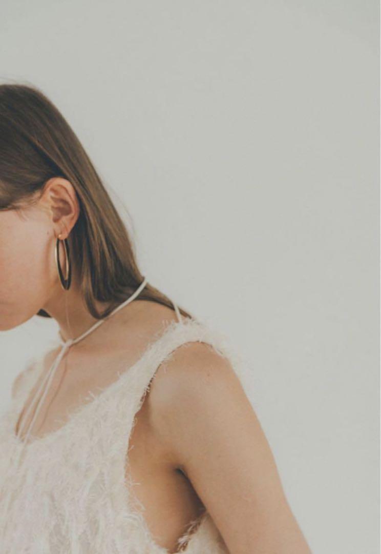 CLANE W FACE CROSS FRINGE TOPS