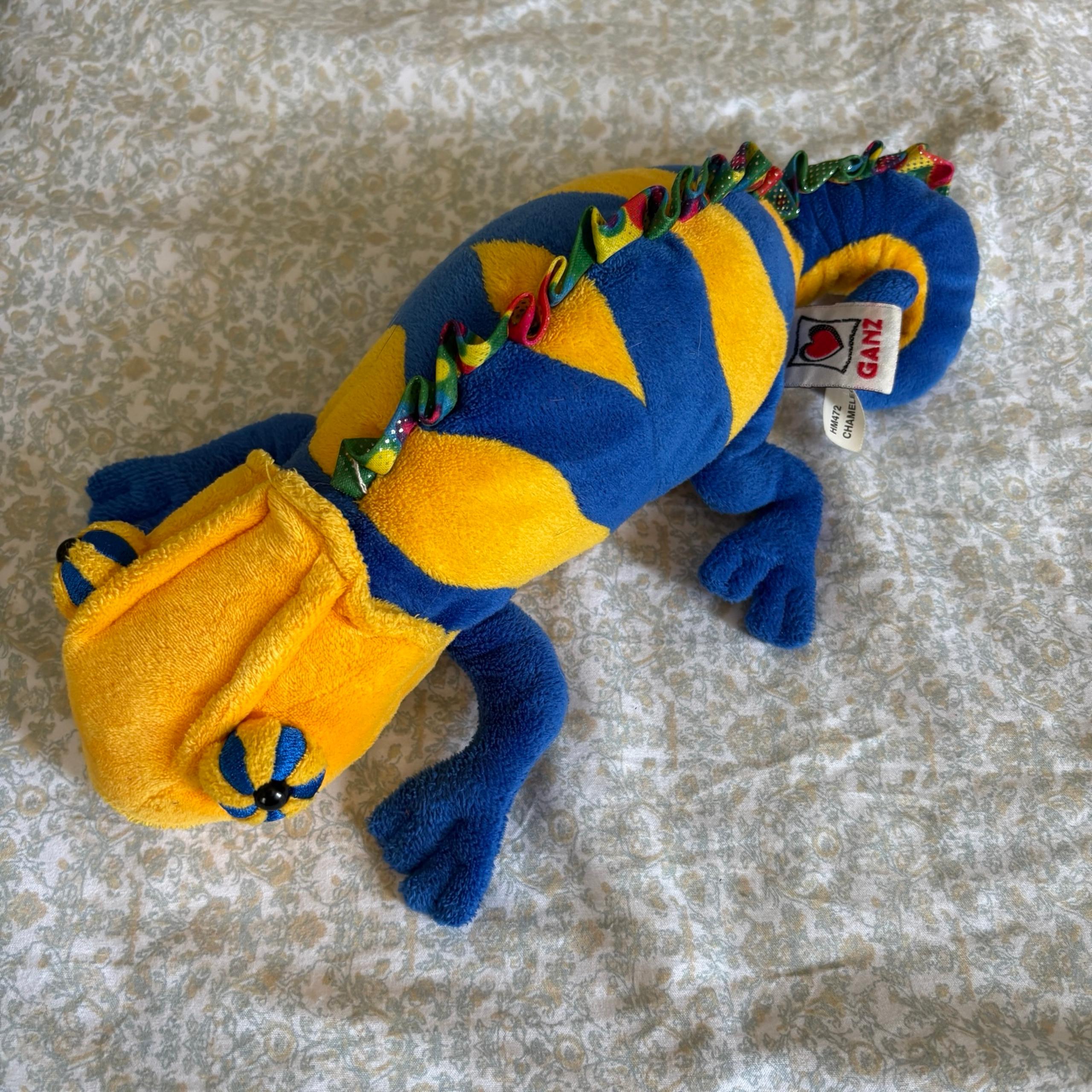 12 Inch Yellow Blue Ganz Webkinz Chameleon HM472 Stuffed Animal Plush Toy