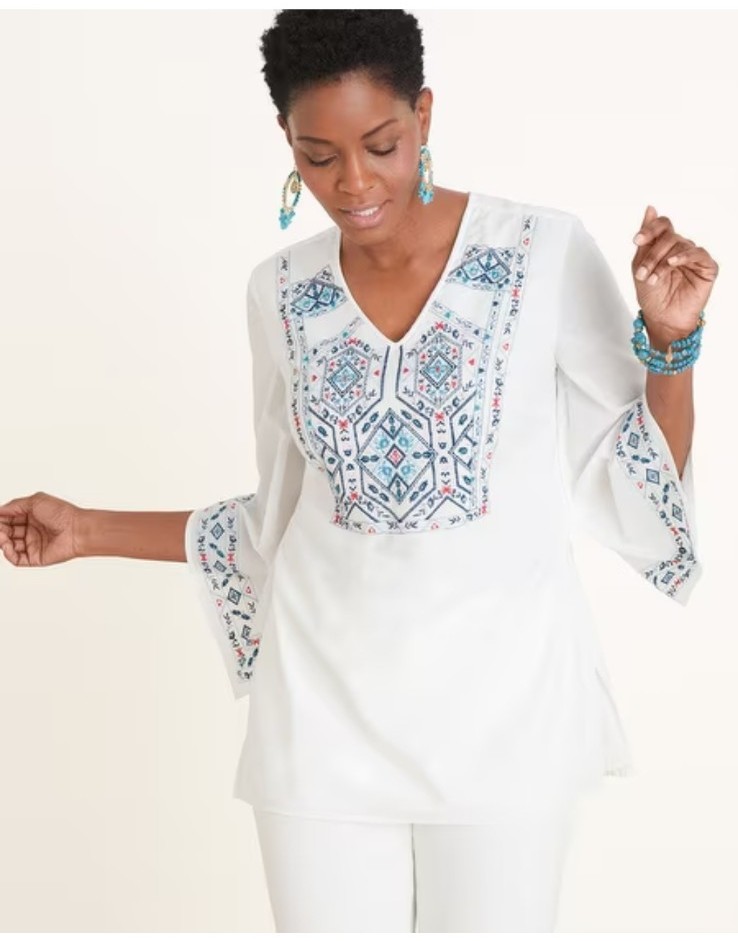 NWT CHICO'S embroidered v-neck top blouse tunic western retails 109