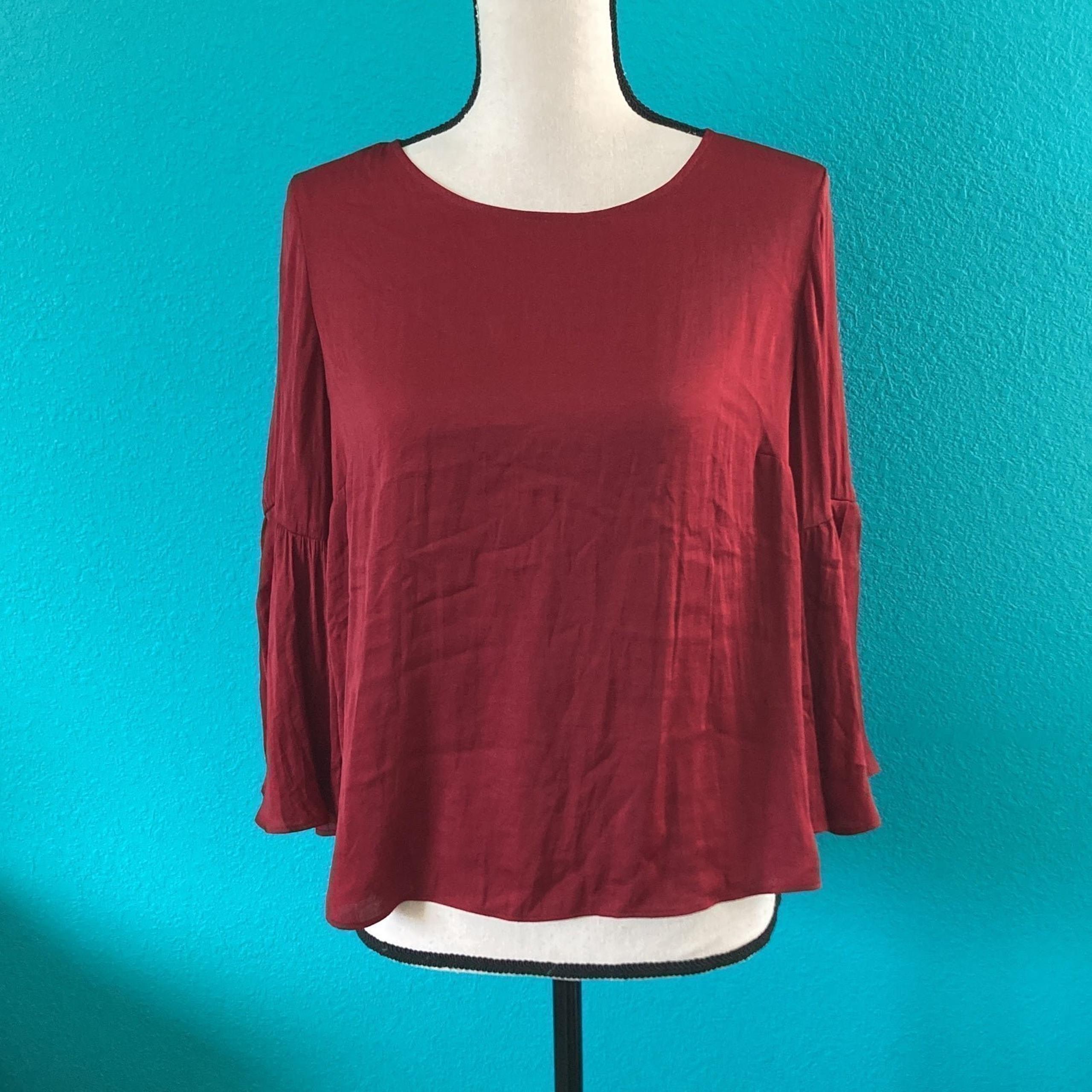 Vince camuto Top
